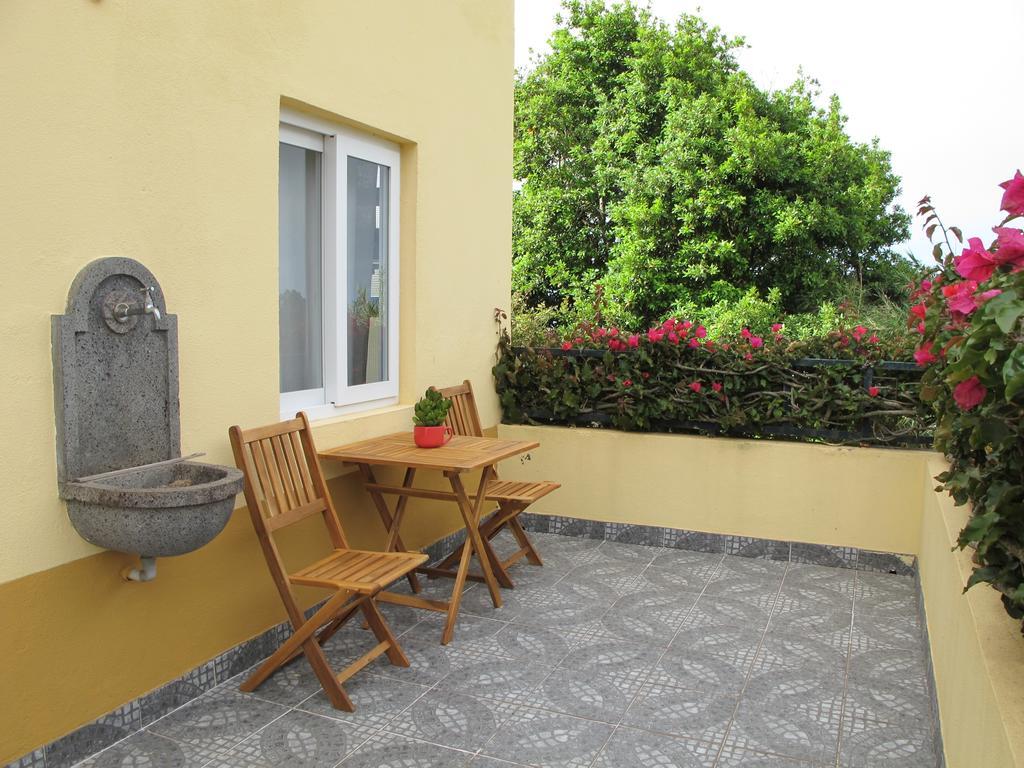 Maison d'hôtes Bisbis House à Porto Moniz Extérieur photo