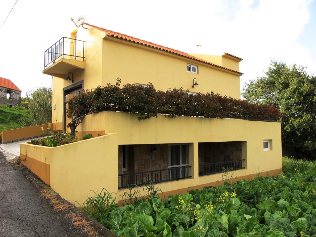 Maison d'hôtes Bisbis House à Porto Moniz Extérieur photo