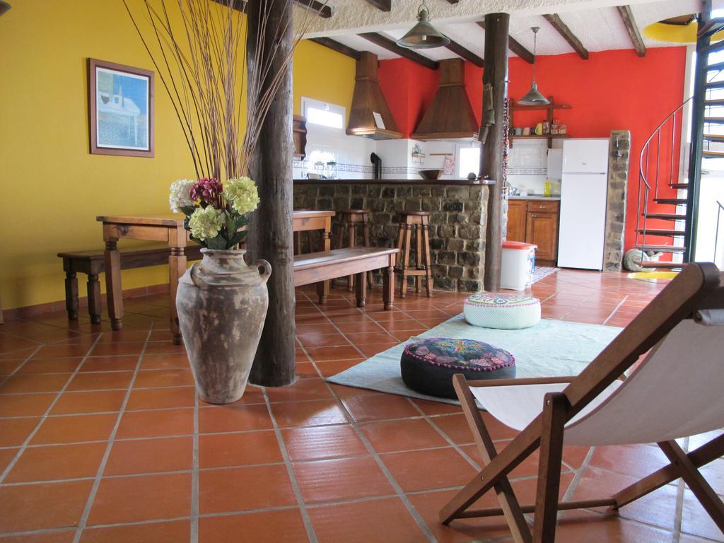 Maison d'hôtes Bisbis House à Porto Moniz Extérieur photo
